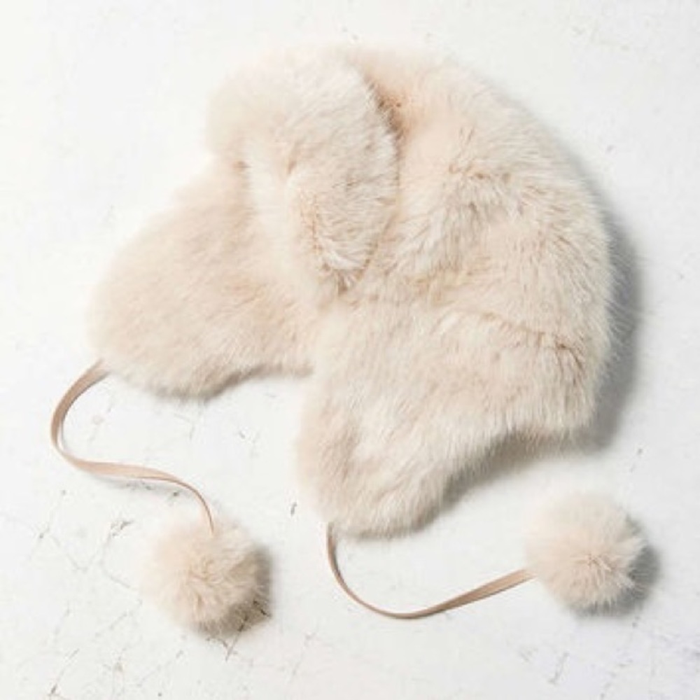 NWT! UO Urban Outfitters Faux Fur Hat